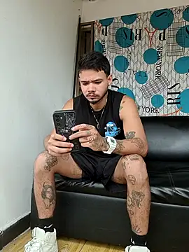 Niick01  online show from 10-18-25, 03:58