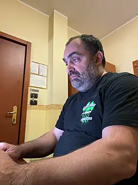 fuocovivo4 online show from 01-31-25, 07:08