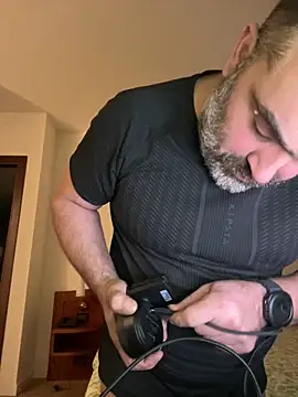 fuocovivo4 online show from 02-18-25, 05:53