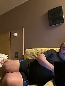 fuocovivo4 online show from 02-03-25, 07:31