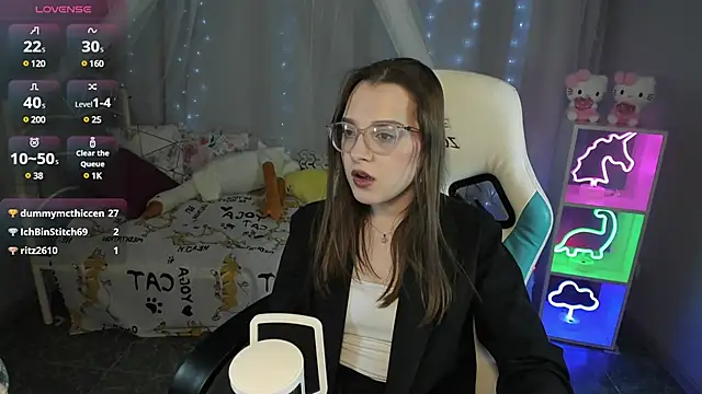 Snapshot of kaisajenner chatting on 03-18-25, 12:30 kaisajenner online show from 03-18-25, 12:30