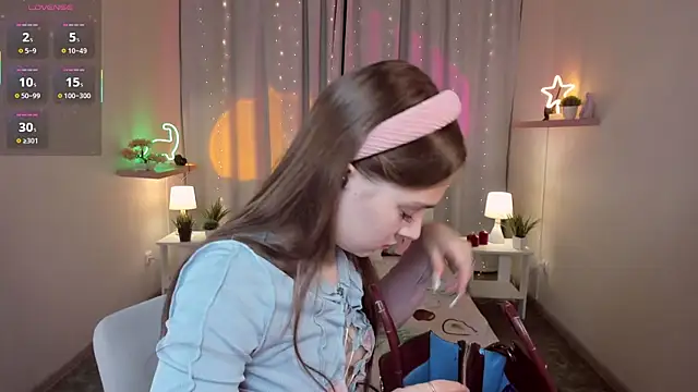 Snapshot of kaisajenner chatting on 01-16-26, 08:24 kaisajenner online show from 01-16-26, 08:24