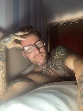 Jamesdeanmcqueen online show from 11-06-25, 03:16