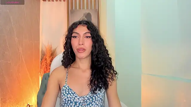 Snapshot of allicemackenzie chatting on 05-25-26, 04:01 allicemackenzie online show from 05-25-26, 04:01
