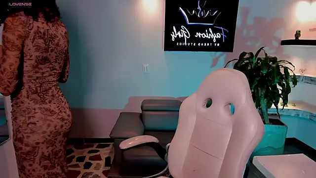 allicemackenzie online show from 10-12-25, 04:58