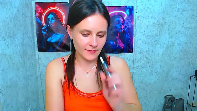 Snapshot of ValeriaHeart_ chatting on 11-14-25, 02:21 ValeriaHeart online show from 11-14-25, 02:21