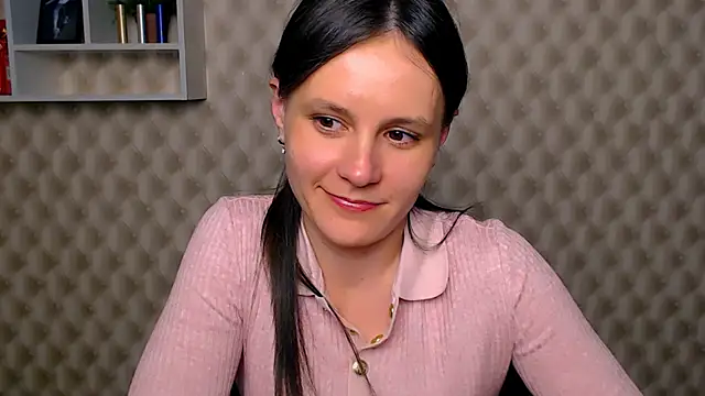 Snapshot of ValeriaHeart_ chatting on 02-25-25, 06:55 ValeriaHeart online show from 02-25-25, 06:55