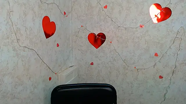 Snapshot of ValeriaHeart_ chatting on 03-06-25, 07:21 ValeriaHeart online show from 03-06-25, 07:21