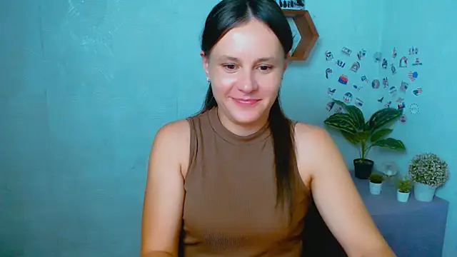 Snapshot of ValeriaHeart_ chatting on 09-16-25, 12:17 ValeriaHeart online show from 09-16-25, 12:17