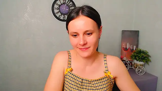 Snapshot of ValeriaHeart_ chatting on 02-18-25, 05:20 ValeriaHeart online show from 02-18-25, 05:20