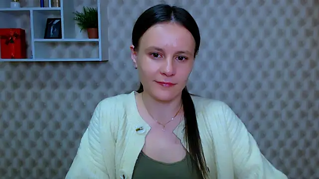 ValeriaHeart  online show from 02-06-26, 05:47