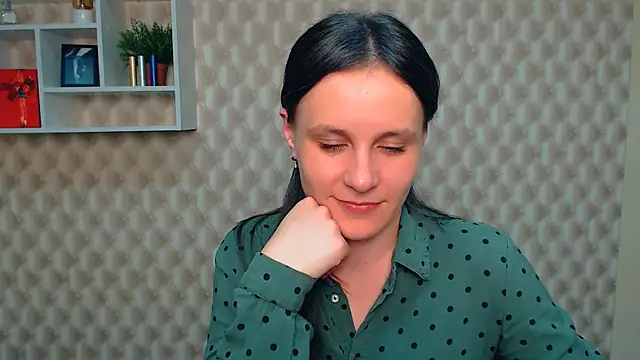 Snapshot of ValeriaHeart_ chatting on 03-21-25, 06:07 ValeriaHeart online show from 03-21-25, 06:07