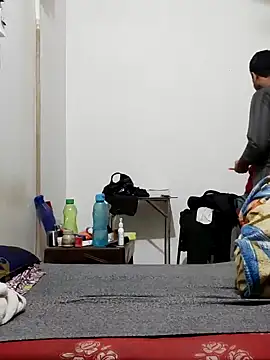 Snapshot of Hot_funky_boy chatting on 02-14-25, 01:08 Hot funky boy online show from 02-14-25, 01:08