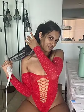 Liyah 19 online show from 12-14-25, 06:02