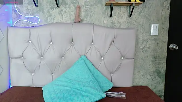 Rachel new20 online show from 04-01-26, 08:39