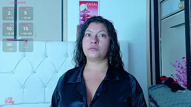 Rachel new20 online show from 05-13-26, 09:33