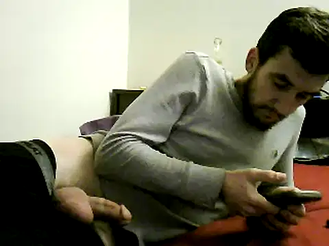 Snapshot of Codybugs0206 chatting on 12-21-25, 04:03 Codybugs0206 online show from 12-21-25, 04:03