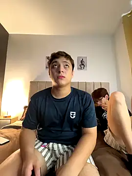 Snapshot of jacob_and_sam chatting on 10-09-25, 09:04 jacob and sam online show from 10-09-25, 09:04