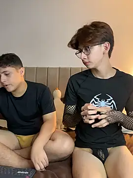 Snapshot of jacob_and_sam chatting on 10-30-25, 12:42 jacob and sam online show from 10-30-25, 12:42