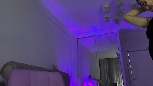 Kisskeyy online show from 02-09-25, 08:13