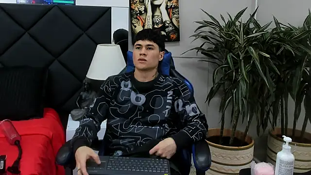 roan birkin online show from 03-24-26, 07:25