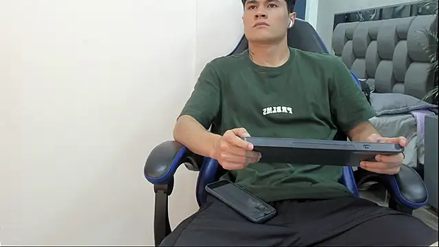 roan birkin online show from 11-02-25, 07:52