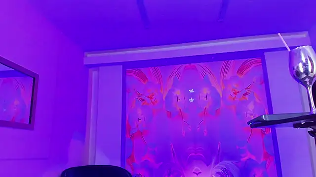 Snapshot of Sweettfantasy_ts chatting on 03-09-25, 06:11 Sweettfantasy ts online show from 03-09-25, 06:11