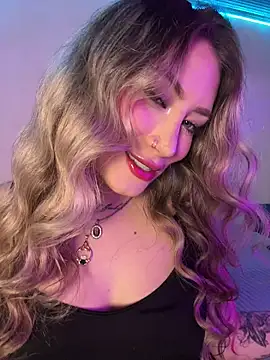 Lally Valencia   online show from 11-06-25, 06:06