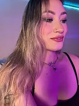 Snapshot of Lally_Valencia__ chatting on 10-21-25, 03:06 Lally Valencia   online show from 10-21-25, 03:06