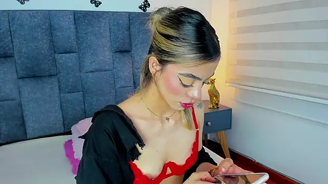Violetta Ficher online show from 04-26-26, 02:42