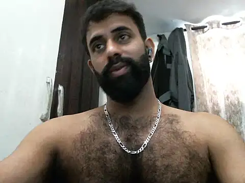 Snapshot of indianhairybull chatting on 02-20-26, 04:42 indianhairybull online show from 02-20-26, 04:42