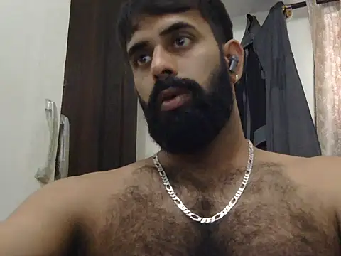 Snapshot of indianhairybull chatting on 06-09-26, 04:57 indianhairybull online show from 06-09-26, 04:57