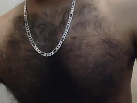 Snapshot of indianhairybull chatting on 06-07-26, 04:07 indianhairybull online show from 06-07-26, 04:07