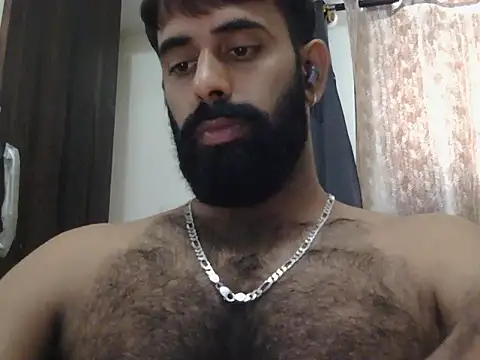 Snapshot of indianhairybull chatting on 06-10-26, 04:24 indianhairybull online show from 06-10-26, 04:24
