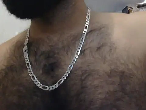Snapshot of indianhairybull chatting on 07-18-26, 04:32 indianhairybull online show from 07-18-26, 04:32
