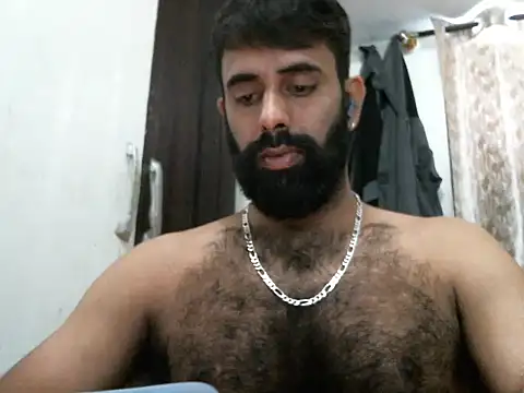 Snapshot of indianhairybull chatting on 02-18-26, 04:10 indianhairybull online show from 02-18-26, 04:10