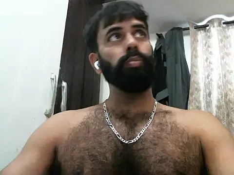 Snapshot of indianhairybull chatting on 01-18-26, 05:00 indianhairybull online show from 01-18-26, 05:00