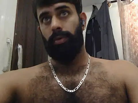 Snapshot of indianhairybull chatting on 07-16-26, 04:09 indianhairybull online show from 07-16-26, 04:09