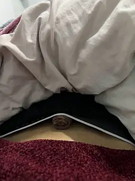 Snapshot of Niceorange69 chatting on 03-09-25, 02:10 Niceorange69 online show from 03-09-25, 02:10