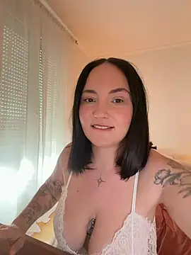 Snapshot of Orgasmille chatting on 04-09-26, 12:11 Orgasmille online show from 04-09-26, 12:11