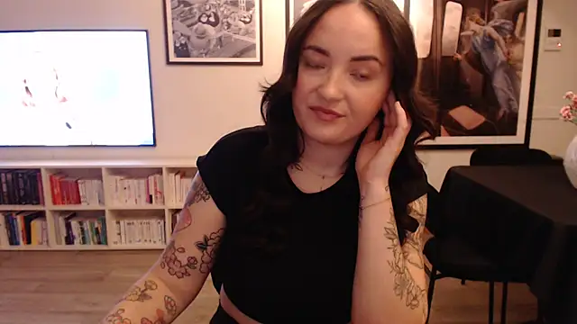 Orgasmille online show from 02-18-25, 08:38