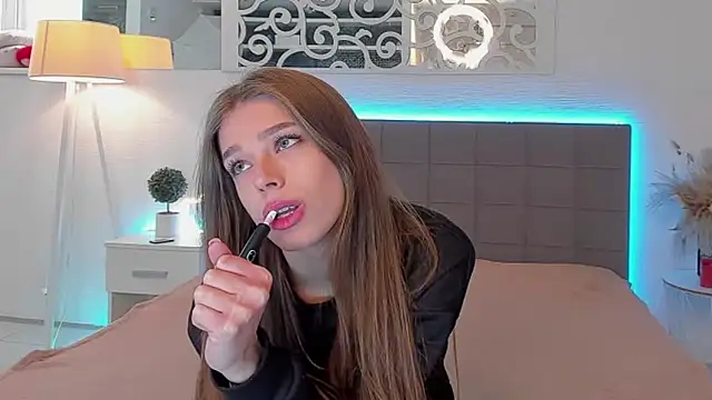 melissacrayzy online show from 04-13-26, 05:22