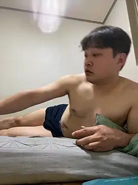 Snapshot of offwhite777 chatting on 02-21-25, 05:31 offwhite777 online show from 02-21-25, 05:31