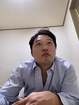 Snapshot of offwhite777 chatting on 02-16-25, 11:38 offwhite777 online show from 02-16-25, 11:38