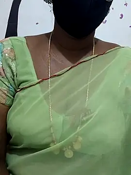 Snapshot of Tamil_Meera12 chatting on 09-11-25, 06:35 Tamil Meera12 online show from 09-11-25, 06:35