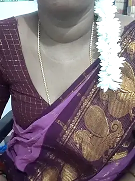 Snapshot of Tamil_Meera12 chatting on 10-05-25, 06:59 Tamil Meera12 online show from 10-05-25, 06:59