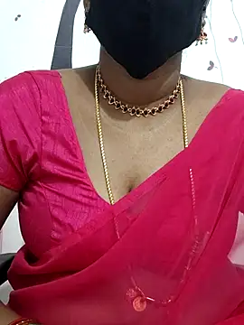 Snapshot of Tamil_Meera12 chatting on 10-12-25, 06:26 Tamil Meera12 online show from 10-12-25, 06:26