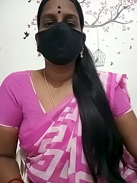 Snapshot of Tamil_Meera12 chatting on 02-04-25, 04:39 Tamil Meera12 online show from 02-04-25, 04:39