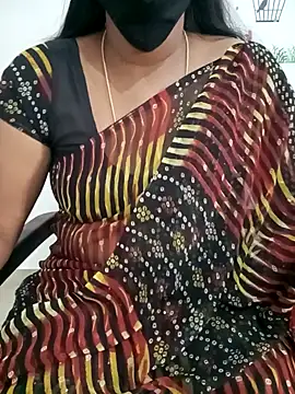 Snapshot of Tamil_Meera12 chatting on 02-05-25, 04:06 Tamil Meera12 online show from 02-05-25, 04:06
