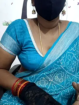 Snapshot of Tamil_Meera12 chatting on 10-11-25, 06:58 Tamil Meera12 online show from 10-11-25, 06:58
